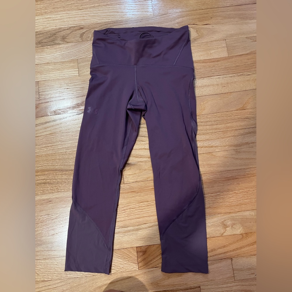 Size small, purple under armour leggings